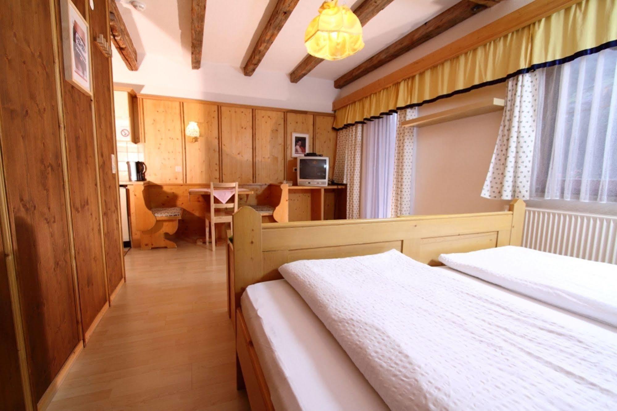 Landhaus Edelweiss Sankt Leonhard im Pitztal Extérieur photo