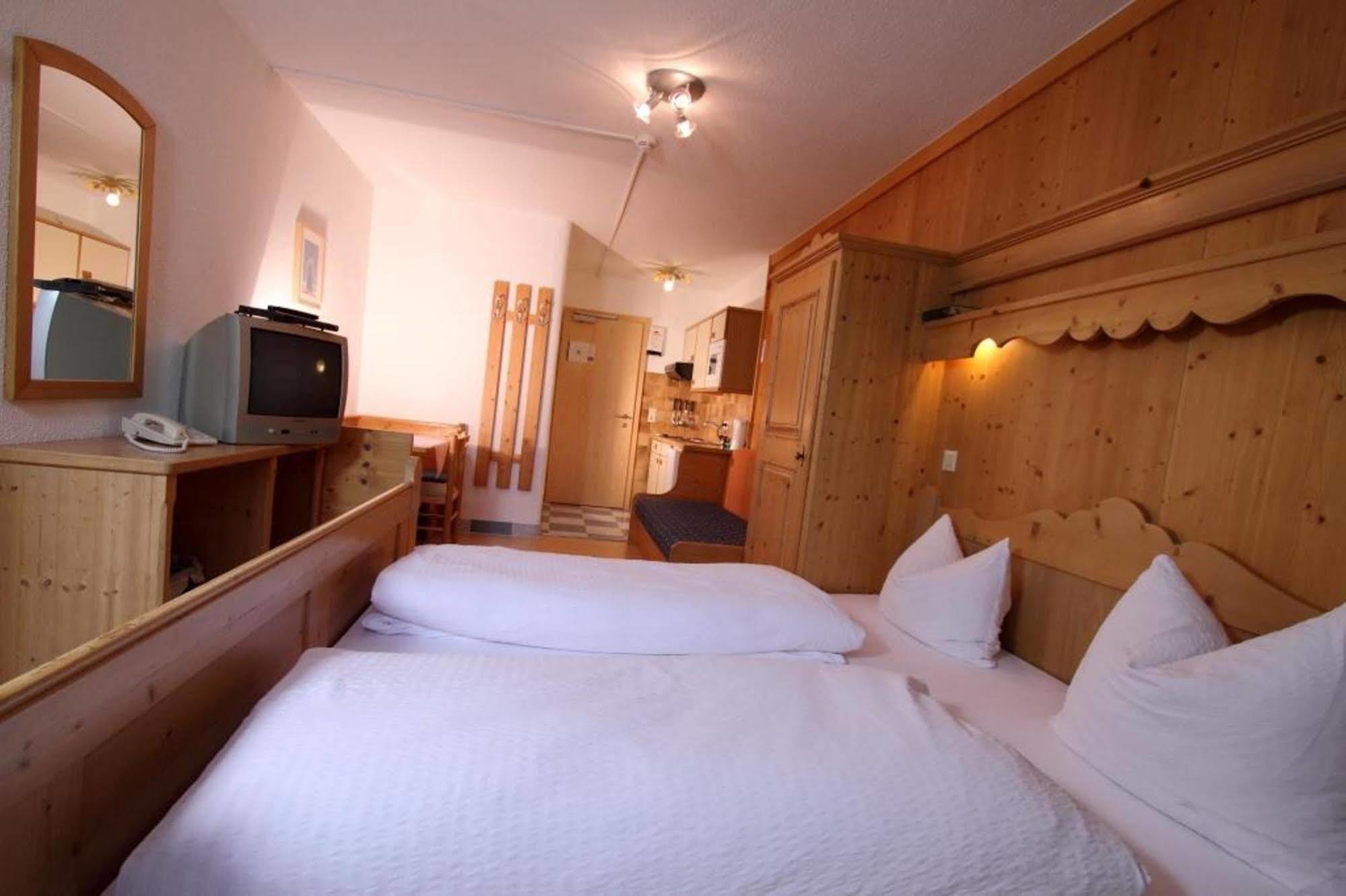 Landhaus Edelweiss Sankt Leonhard im Pitztal Extérieur photo